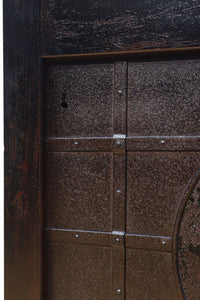 幅1178ミリ高さ2015ミリ!! 鉄金具を多用した重厚感溢れる総欅富山蔵戸 G2541