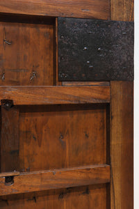 幅1178ミリ高さ2015ミリ!! 鉄金具を多用した重厚感溢れる総欅富山蔵戸 G2541