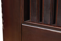 1026ミリ 上品な色艶に見事な真鍮製の巾着金具が佇む格子造りの富山蔵戸 G2543