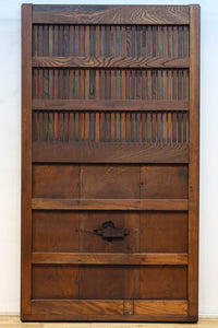 幅1075ミリ 優雅な光沢を放つ格子づくりの味わい深い蔵戸 G2547