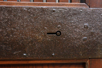 幅900ミリ スリム幅!! 上品な漆の艶色に装飾金具が華を添える総欅格子蔵戸 G2548