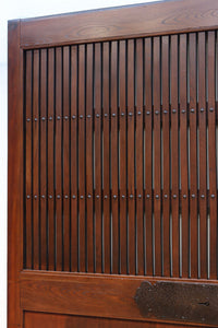 幅900ミリ スリム幅!! 上品な漆の艶色に装飾金具が華を添える総欅格子蔵戸 G2548