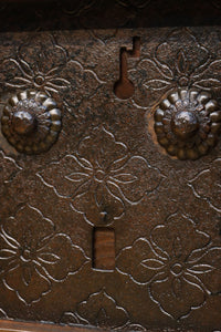 幅781ミリ スリム幅!! 丸面格子が美しい眺めを見せる蔵戸 G2549