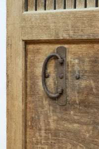 幅1218ミリ 穏やかな木地色の枯れ具合が味わい深い総欅格子蔵戸 G2552