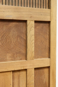 幅872ミリ スリムサイズ!! 素朴な中にも凛とした面持ちある格子蔵戸 G2570