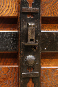 欅杢目が美しい堅牢な造りの風格溢れる越後帳場箪笥 BB3266