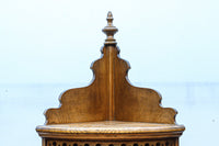 珍品!! 優美な杢目を魅せる優雅な佇まいのコーナー用飾り棚 BB3280