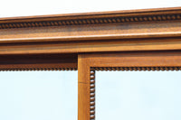 上品な艶色に包まれた開放的な眺めの高脚ガラスケース BB3037