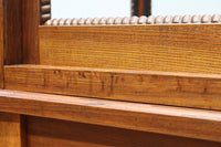 上品な艶色に包まれた開放的な眺めの高脚ガラスケース BB3037