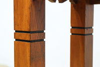 上品な艶色に包まれた開放的な眺めの高脚ガラスケース BB3037