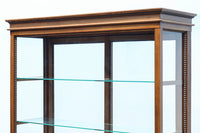 上品な艶色に包まれた開放的な眺めの高脚ガラスケース BB3037