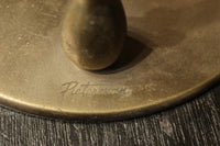 渋みある黄金色が時代感を漂わすデスクライト DC8194