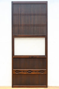 幅720ミリ 平格子で時代の趣きある変わりデザイン格子戸 F8582 在庫4枚