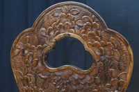 軽井沢彫の桜彫刻が華を添える猫脚で優美なイス DC8640