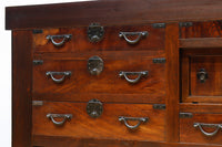 収納力抜群!! 時間を経た重厚感が素晴らしい収納箪笥 BB3141