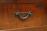 収納力抜群!! 時間を経た重厚感が素晴らしい収納箪笥 BB3141