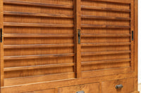 横桟使いの味わい溢れる木地色の収納箪笥 BB3318