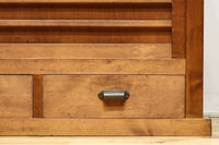 横桟使いの味わい溢れる木地色の収納箪笥 BB3318