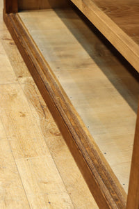 稀少幅1380ミリ自然美ある杢目の落ち着いた横桟造りの収納箪笥 BB3319