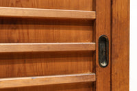 稀少幅1380ミリ自然美ある杢目の落ち着いた横桟造りの収納箪笥 BB3319