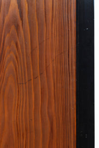 幅903ミリ 見事な漆の艶を纏う美しい杢目を魅せる板戸 F8531 在庫4枚