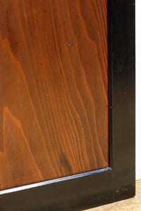 幅903ミリ 見事な漆の艶を纏う美しい杢目を魅せる板戸 F8531 在庫4枚