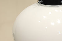 椿の花の透かし絵が浮かぶ可愛らしい電笠 DC8440