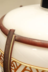 朱セルの帯装飾で昭和レトロな面持ちの電笠 DC8445