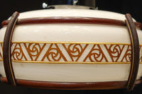 朱セルの帯装飾で昭和レトロな面持ちの電笠 DC8445