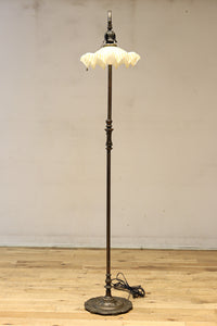 高さ1485ミリ!! クラシカルなデザインで上品な大型スタンドライト DC8431