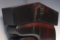 味わい深い古色の色彩が映える大きな空鉤 DB3064