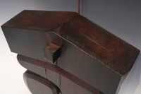 味わい深い古色の色彩が映える大きな空鉤 DB3064