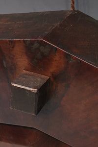 味わい深い古色の色彩が映える大きな空鉤 DB3064