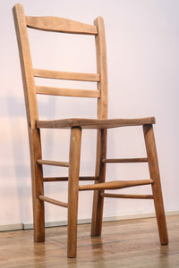 オーク木地の風合いと味わい溢れるアンティークチェアー DB7256c