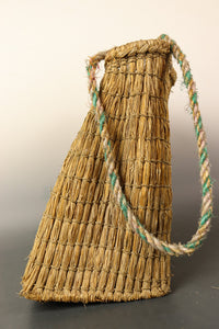 こなれた風合いが魅力の藁編みのバッグ DB7792