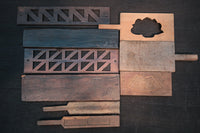 さまざまなデザインが愉しい蓋付き菓子型 DB5934a-f 在庫(a:0 b:1 c:1 d:1 e:1 f:0)個