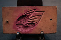 A cake type DB5884a-h stock with a lid aligned with a pattern of a good luck flora and fauna (a:1 b:0) c:0 d:1 e:0 f:1 g:1 h:1)