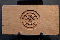 Tasteful confectionery type DB5954a-j stock lined with beautiful patterns of shape (a:1 b:1 c:0) d:1 e:1 f:1 g:1 h:1 i:1 j:1)