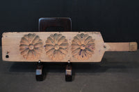 一つで複数個の菓子が作れる持ち手付きの菓子型 DB2486a-k 在庫9個