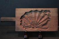 大きな絵柄が華やかな持ち手の付いた菓子型 DB2479a-p 在庫10個