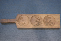 A confectionery DB7551a-f inventory (a: 1 b: 1 c: 1 e: 1, 1 e: 1)) with a lid picture of the scene.