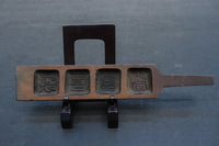 さまざまな文字が入った持ち手付きの菓子型 DB7553a-d 在庫(a:1 b:1 c:1 d:0)個