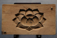 Elegantly decorated confectionery with flowers DB8111a-f Stock (a:1 b:1 c:0 d:1 e:1 f:1) pieces