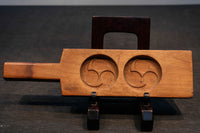 A handed confectionery-type DB6843a-h stock with rounded-shaped mold (a:1 b:1 c:1 d:1 e:1 f:1 g:1 h: 1) individual