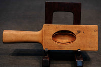 A handed confectionery-type DB6843a-h stock with rounded-shaped mold (a:1 b:1 c:1 d:1 e:1 f:1 g:1 h: 1) individual