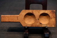 A handed confectionery-type DB6843a-h stock with rounded-shaped mold (a:1 b:1 c:1 d:1 e:1 f:1 g:1 h: 1) individual