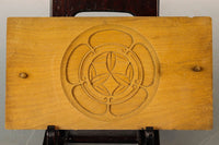 Confectionery DB6862a-f inventory (a: 1 b: 0 c: 1 e: 1 f: 1) 1 e: 1) with the lid of the family crest on the family crest