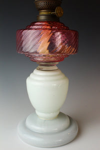 The red diamond vase stand lamp