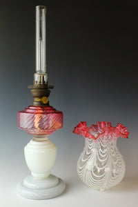 The red diamond vase stand lamp