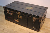 立派な金具の付いたお洒落なトランクケース DB2985